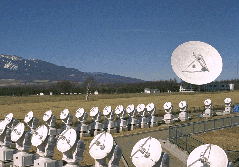 Radio Telescope11.gif (347238 bytes)